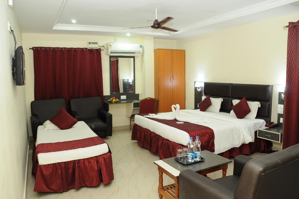 Vihas Inn Tirupati Extérieur photo