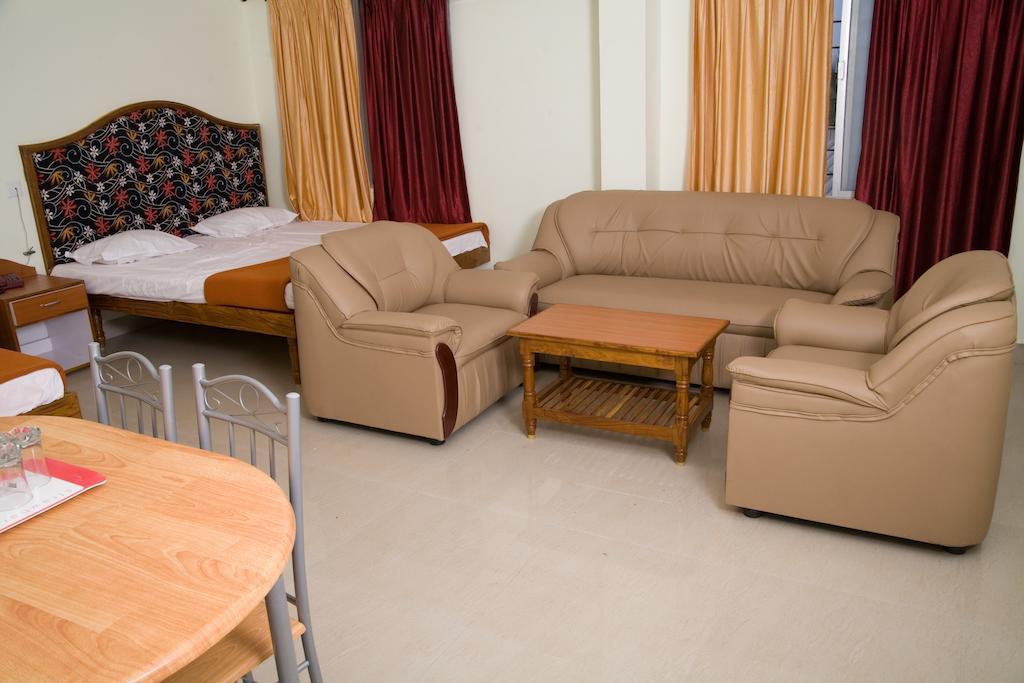 Vihas Inn Tirupati Extérieur photo